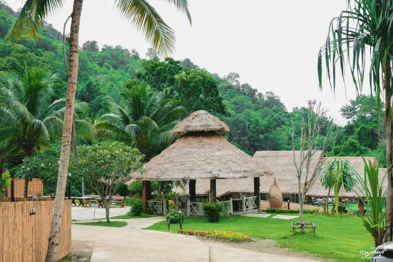 Saiyok Mantra Resort Сайок Экстерьер фото